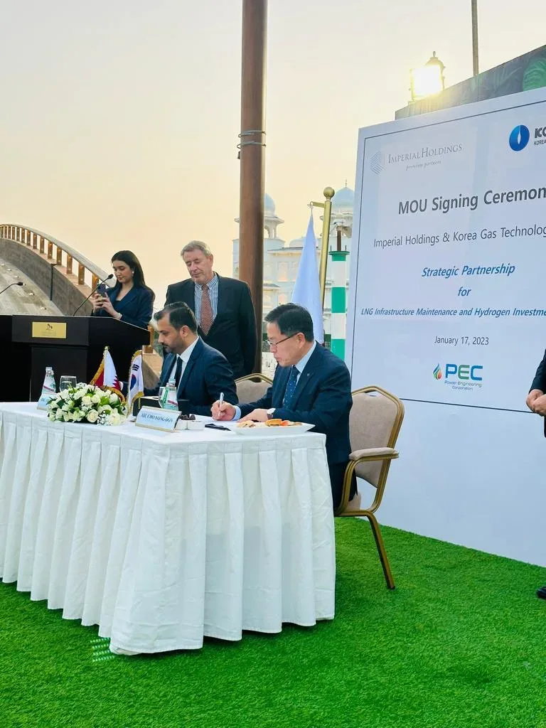 Signing the MOU between Imperial Holdings and KOGAS-Tech